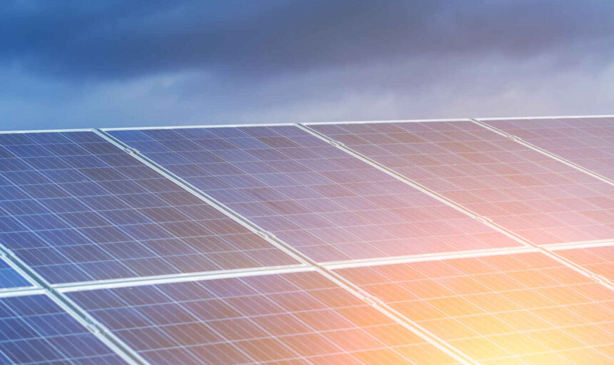 Will solar panels work during a power cut